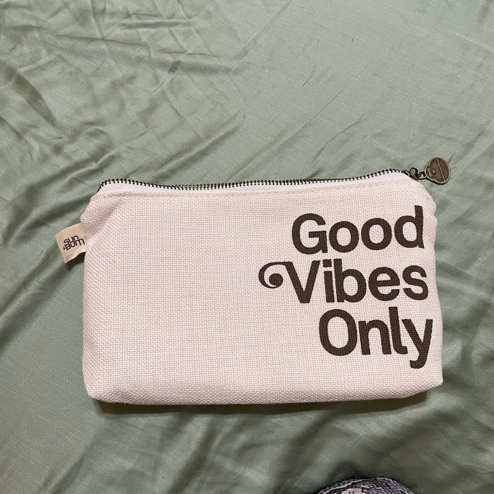 Sun bum clutch